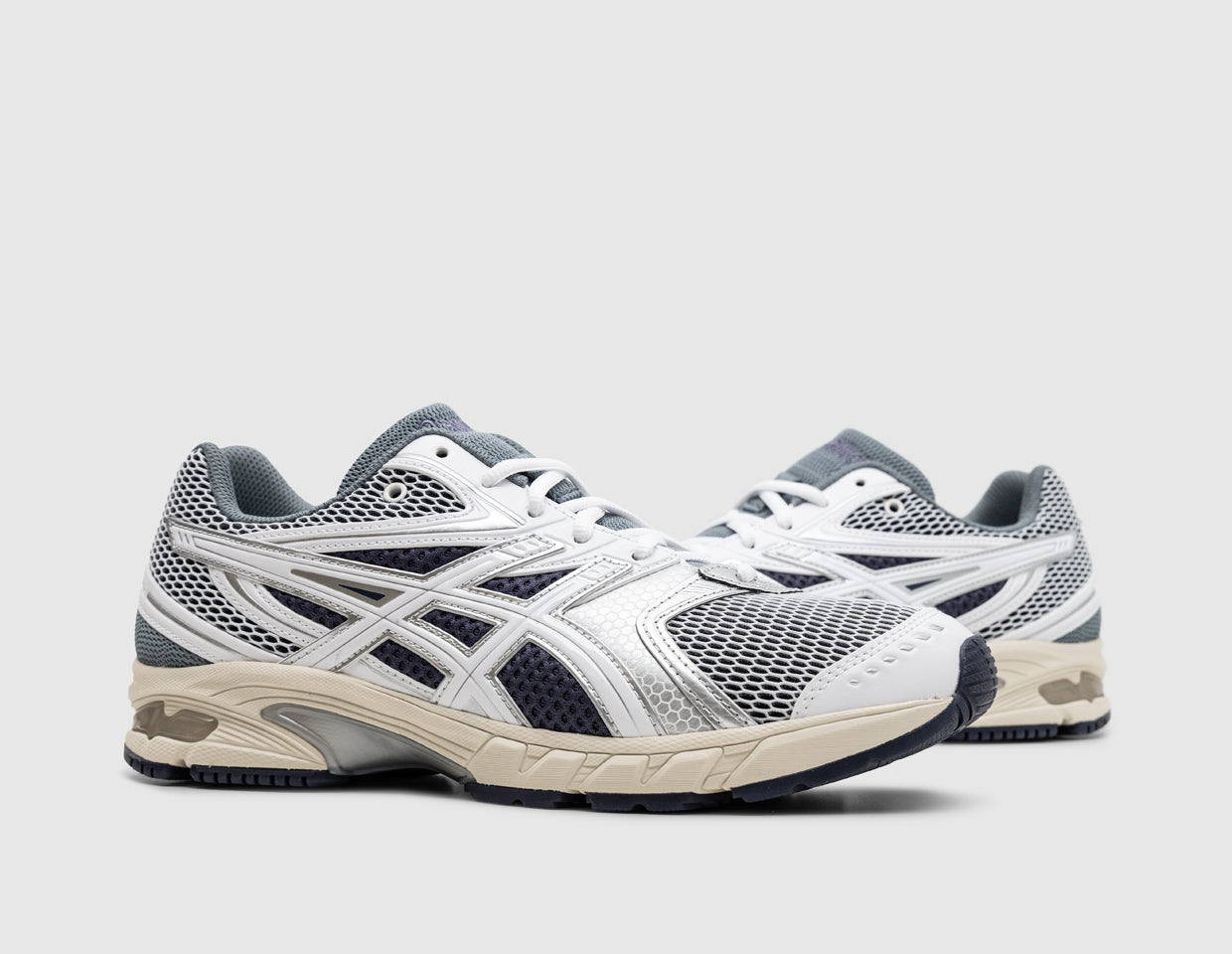 ASICS GEL-DS Trainer 14 White / Pure Silver – size? Canada