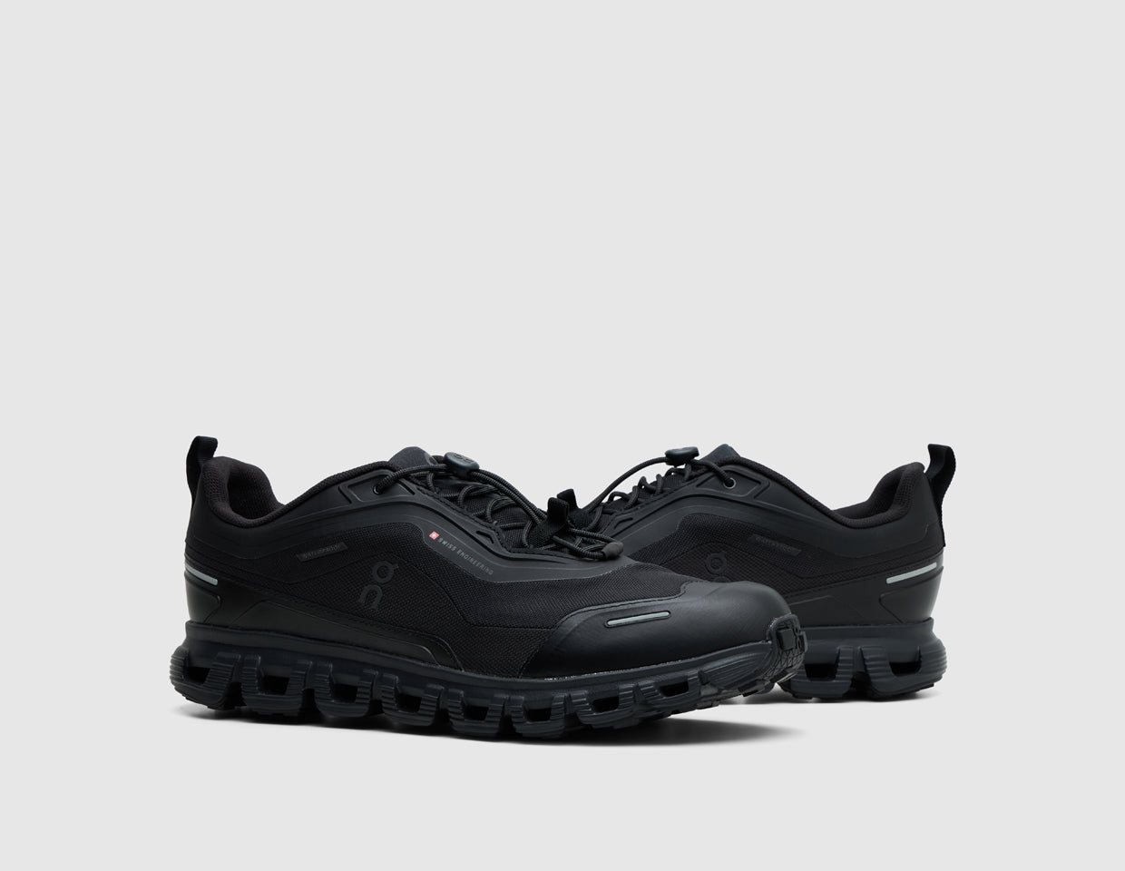 On Cloud 6 Geo WP Black / Black – size? Canada