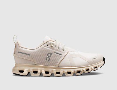 On Women's Cloud 6 Waterproof Pearl / Cream - Sneakers
