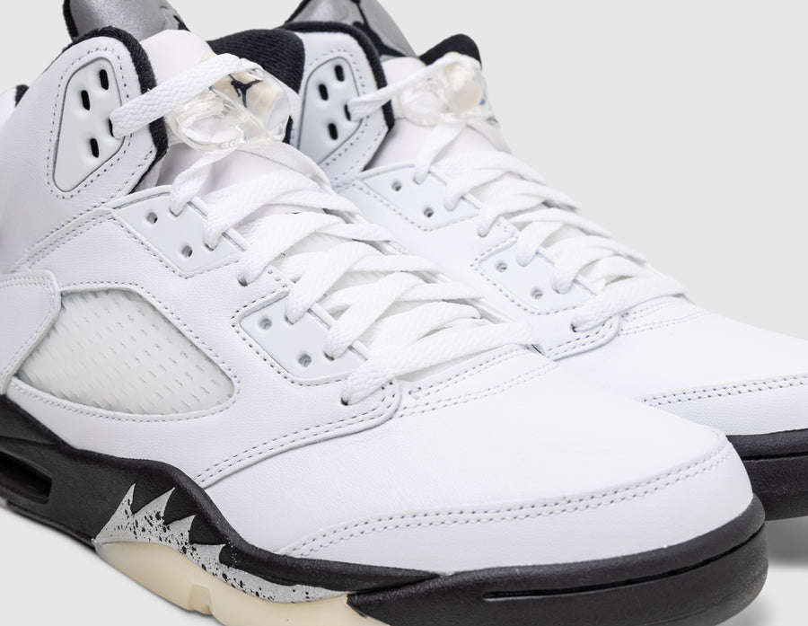 Jordan 5 Retro White / Black - Sail