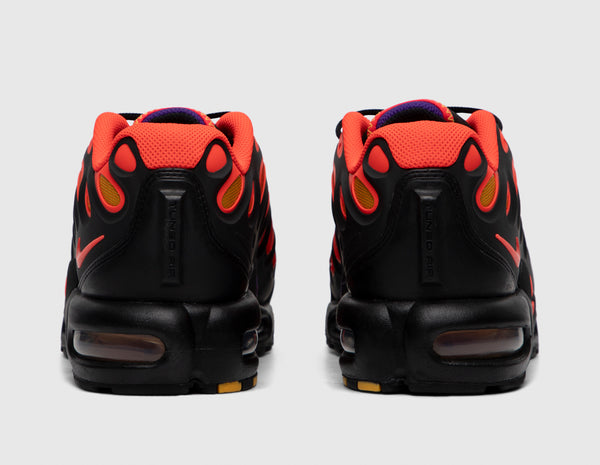Nike air max on sale plus bright crimson
