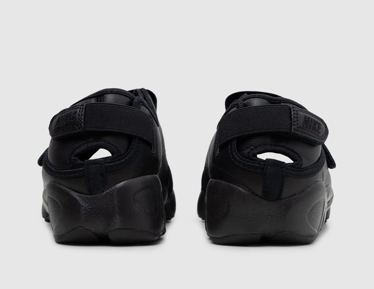 Nike Women's Air Rift Black / Black – size? Canada