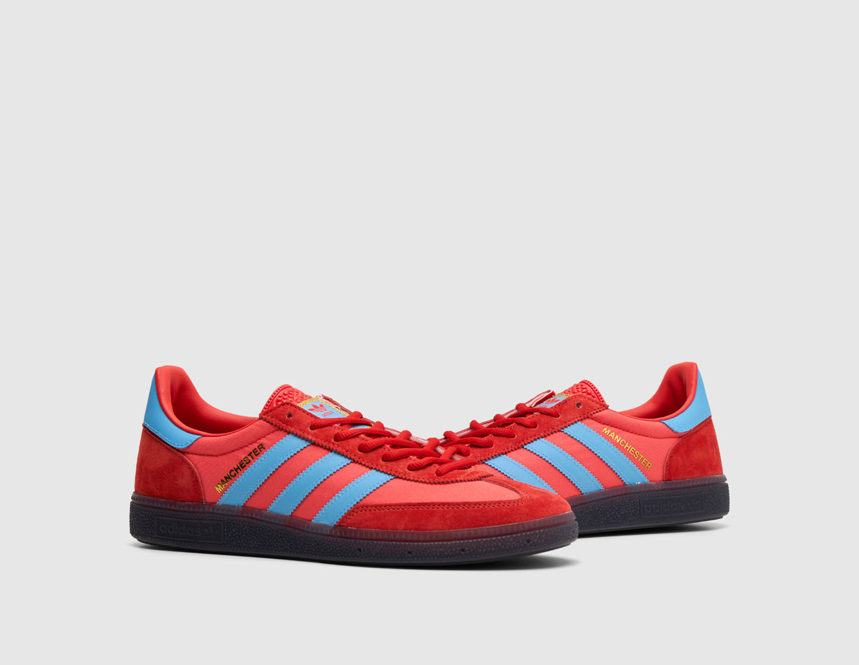 IH6665_adidas_manchester_brigh