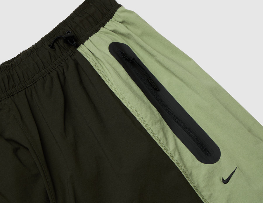 Nike Tech Woven Pant Sequoia / Oil Green - Black
