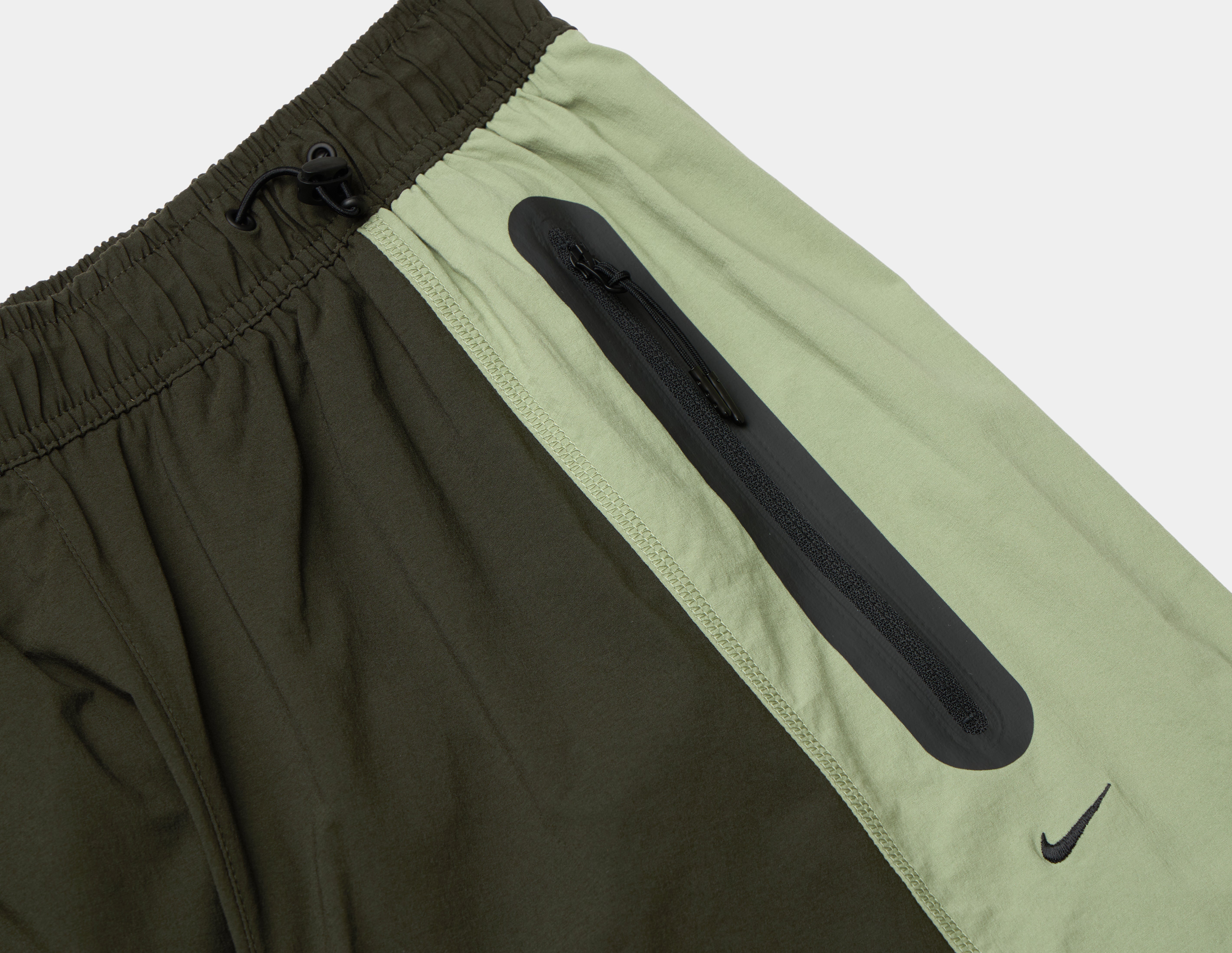 Nike Tech Woven Pant Sequoia / Oil Green - Black – size? Canada