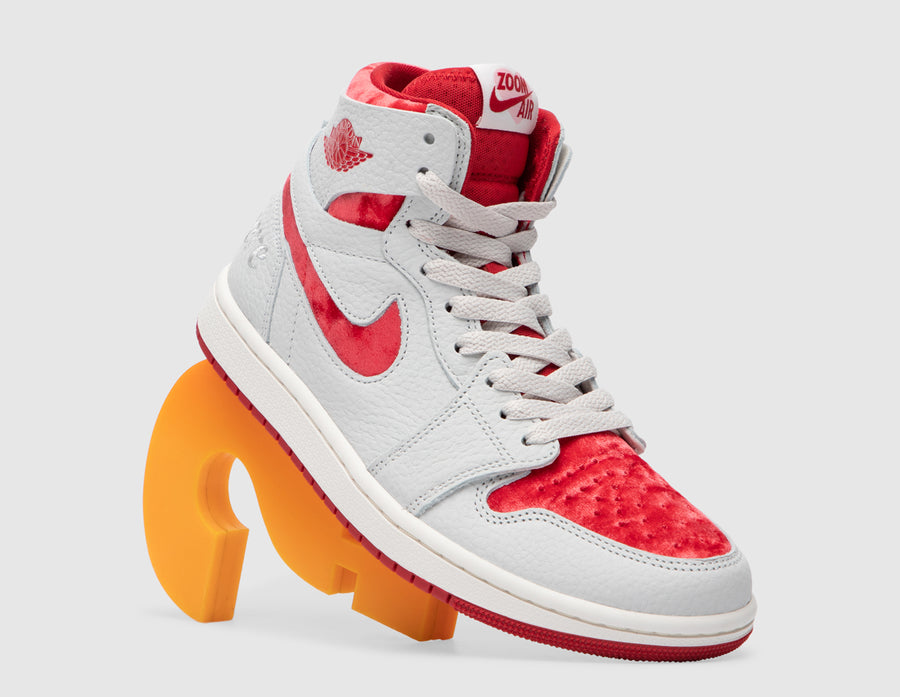Jordan Women's 1 Zoom Comfort 2 Summit White / Gym Red - Phantom