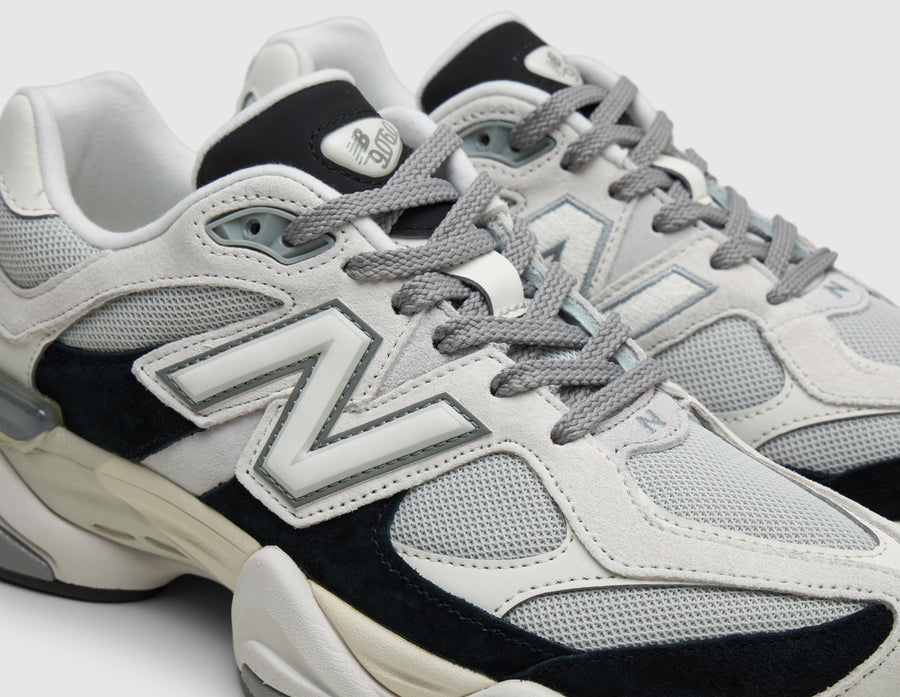 New Balance 9060 Black / Reflection