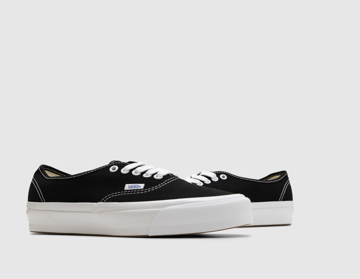 Vans LX Authentic Reissue 44 Black / White – size? Canada