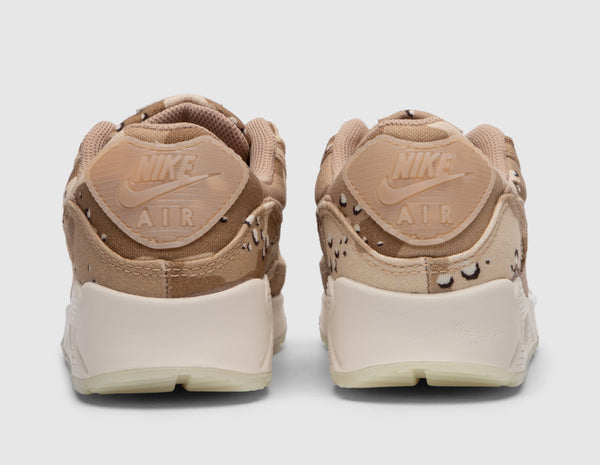 Beige nike womens clearance