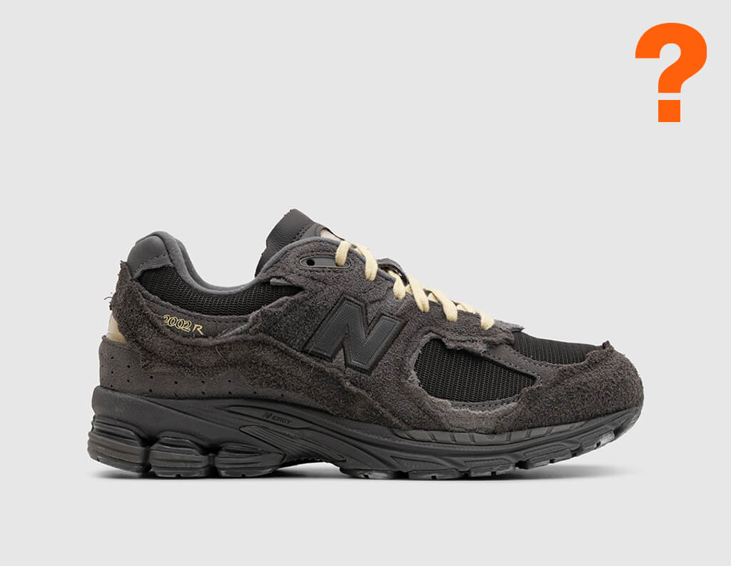 New Balance 2002R Refined Future / Licorice - size? exclusive