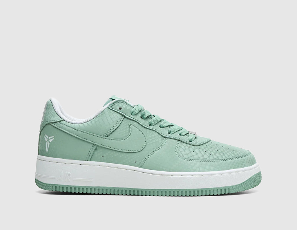 Nike Kobe Air Force 1 Low Steam / Summit White