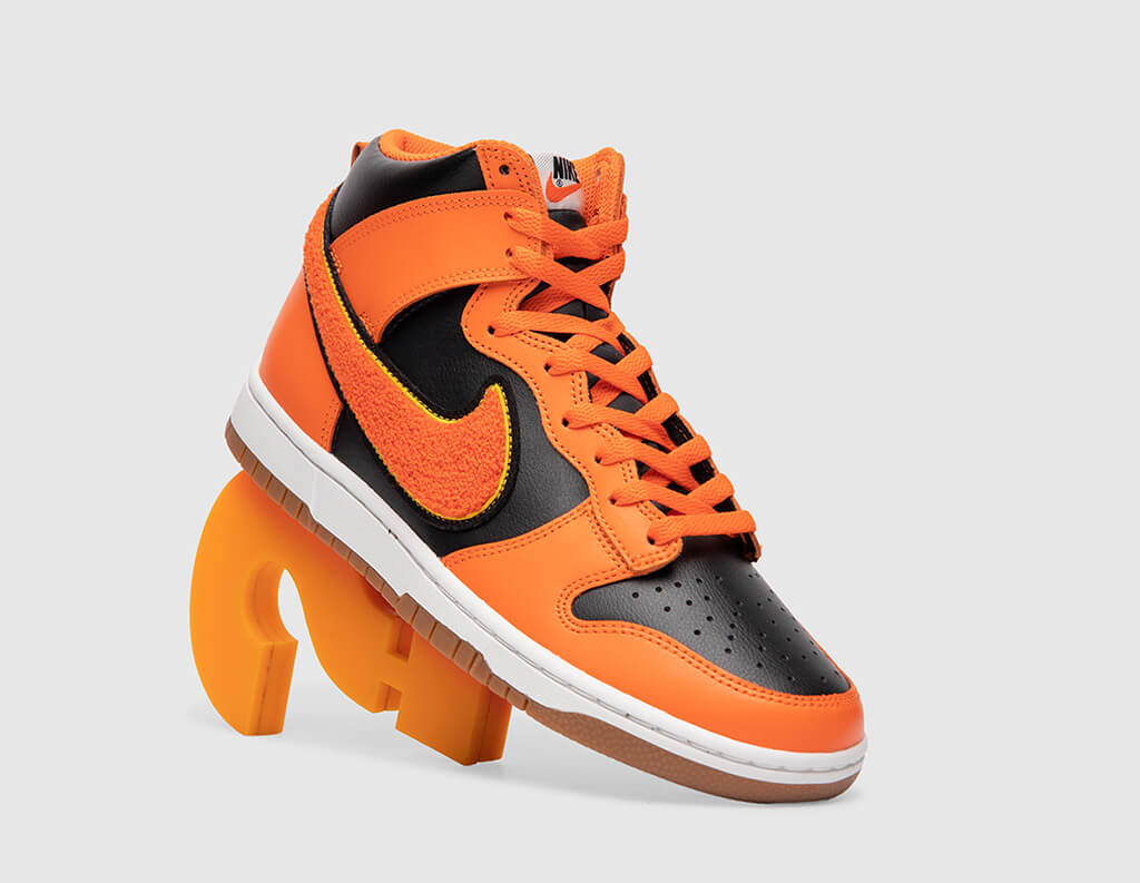 Nike Dunk High Retro Black / Safety Orange - University Gold