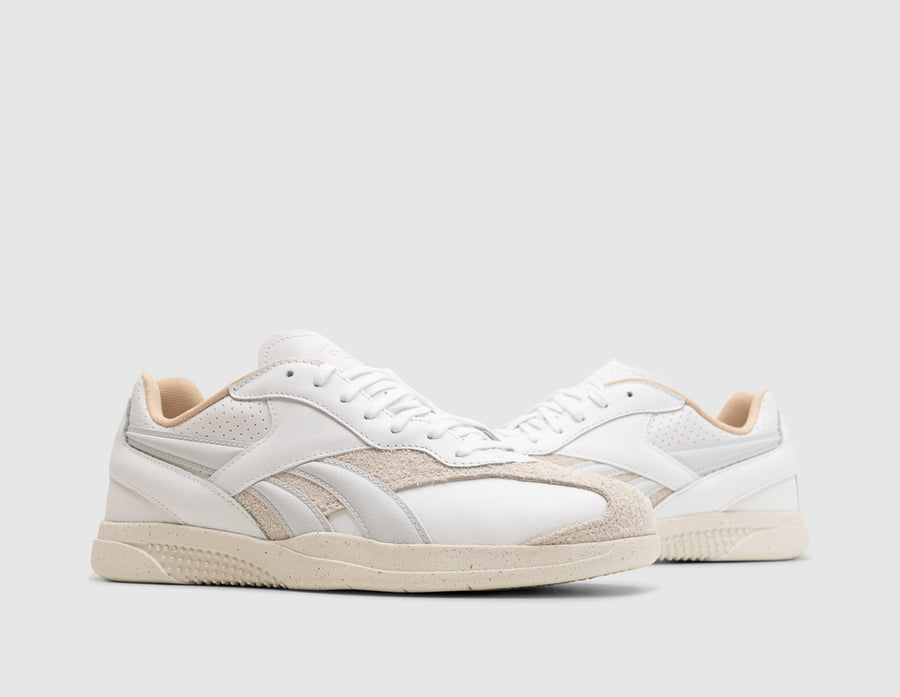 Reebok Hammer Street / White / Chalk - Moon