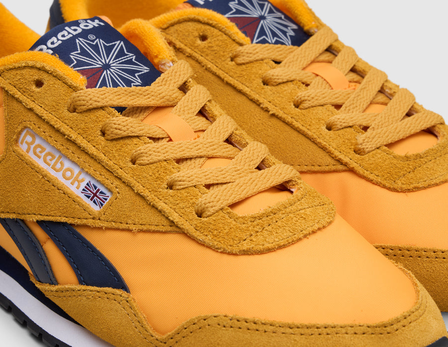 Reebok Classic AZ Collegiate Gold / Vector Navy