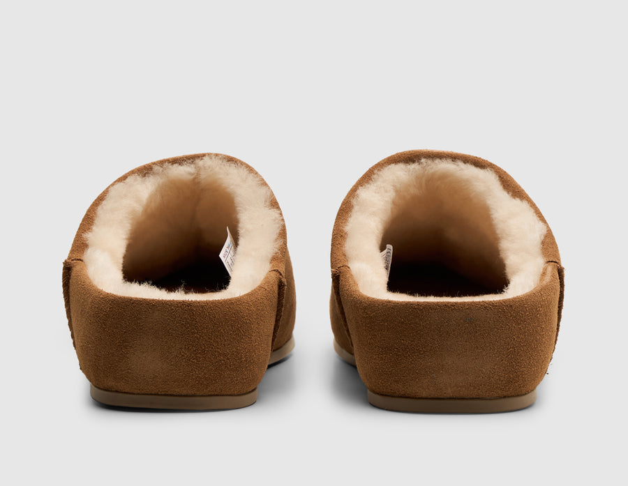 UGG Women's Elea Slip-On / Chestnut