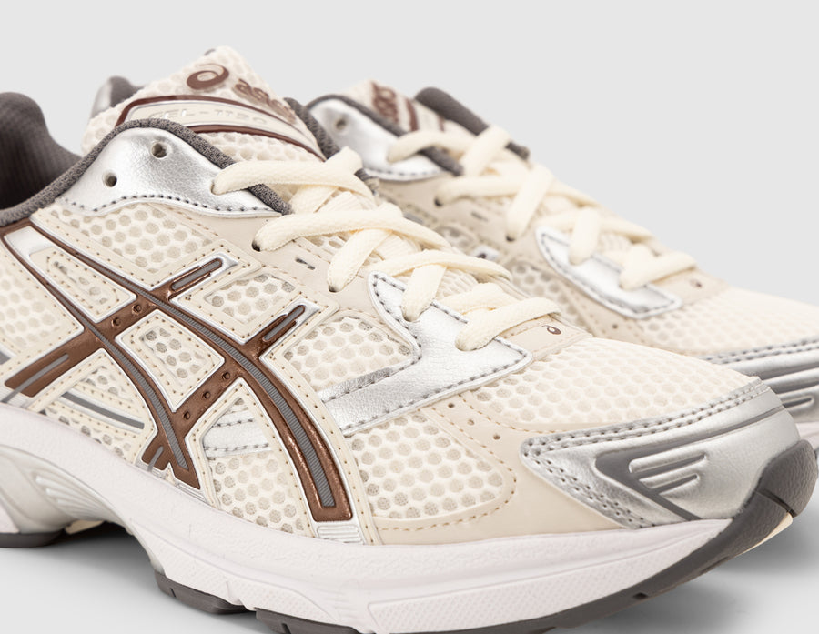 ASICS Women's GEL-1130 Cream / Reddish Brown