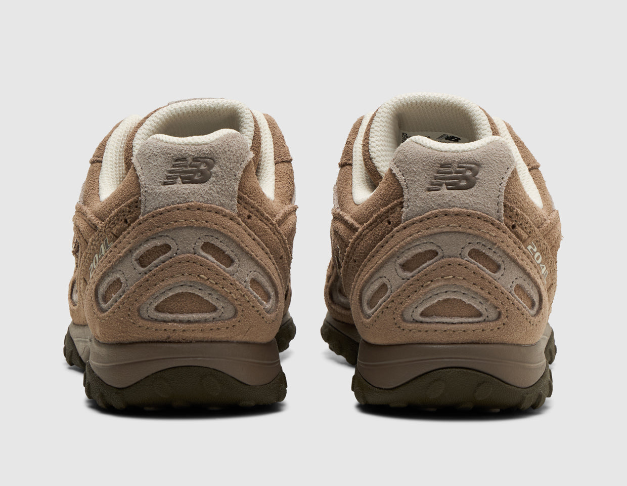 New Balance 204L Mushroom / Arid Stone – size? Canada