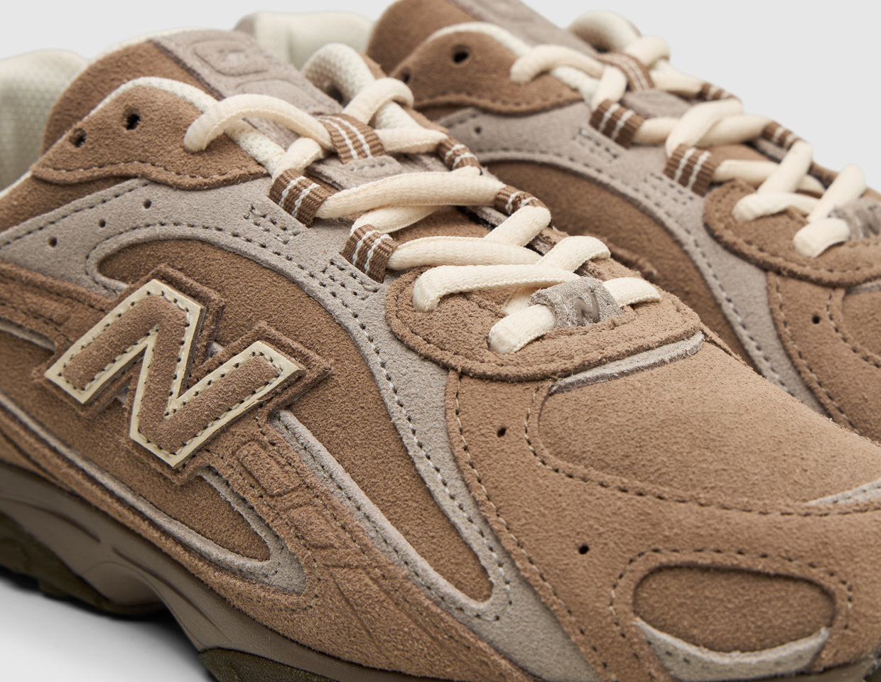 New Balance 204L Mushroom / Arid Stone – size? Canada