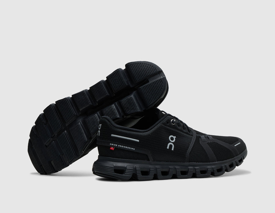 On Running Cloud 6 Black / Black