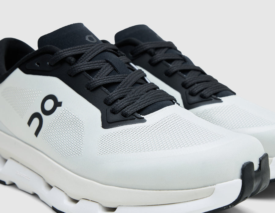 On Women's Cloudzone Ice / Black