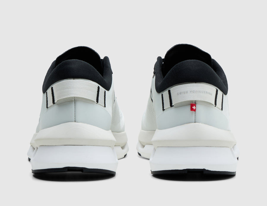 On Women's Cloudzone Ice / Black