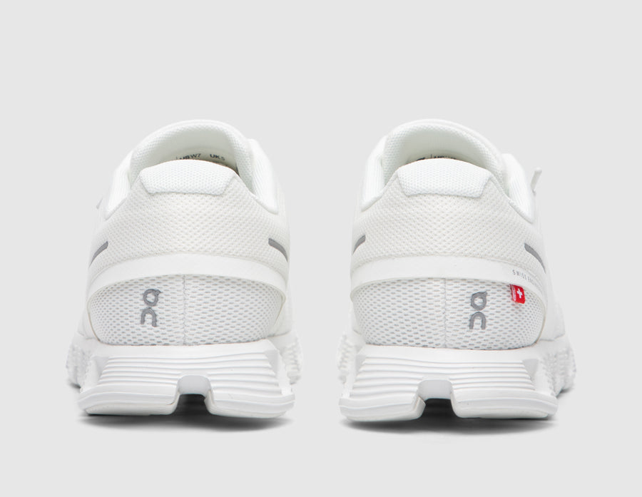 On Women's Cloud 5 Undyed White / White
