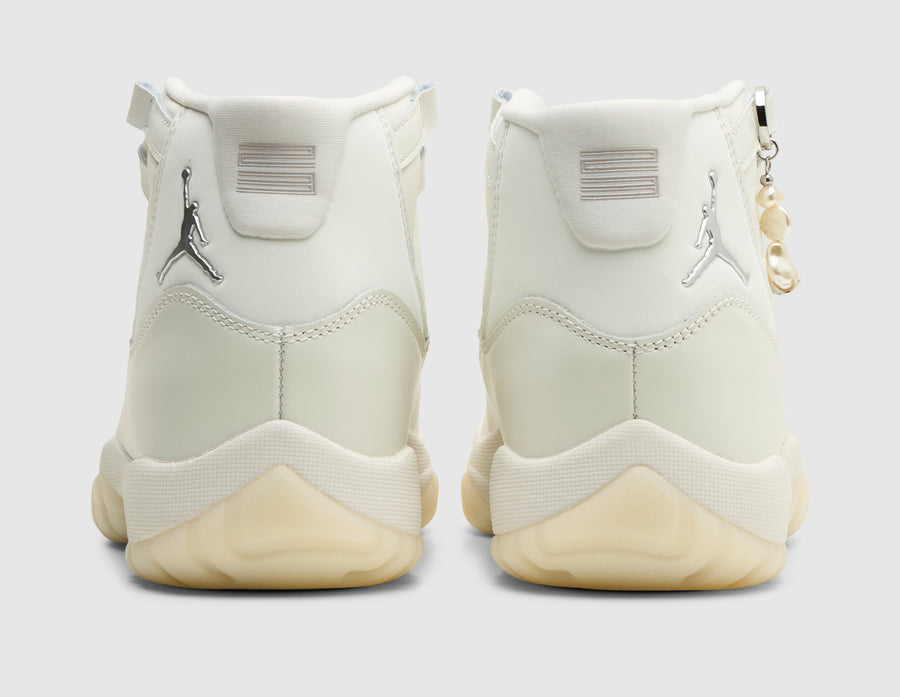 Jordan Women's 11 Retro Sail / Pearl Grey - White