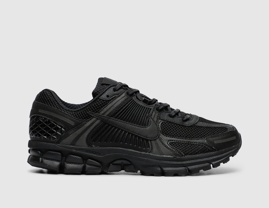Nike Zoom Vomero 5 SP Black / Black – size? Canada