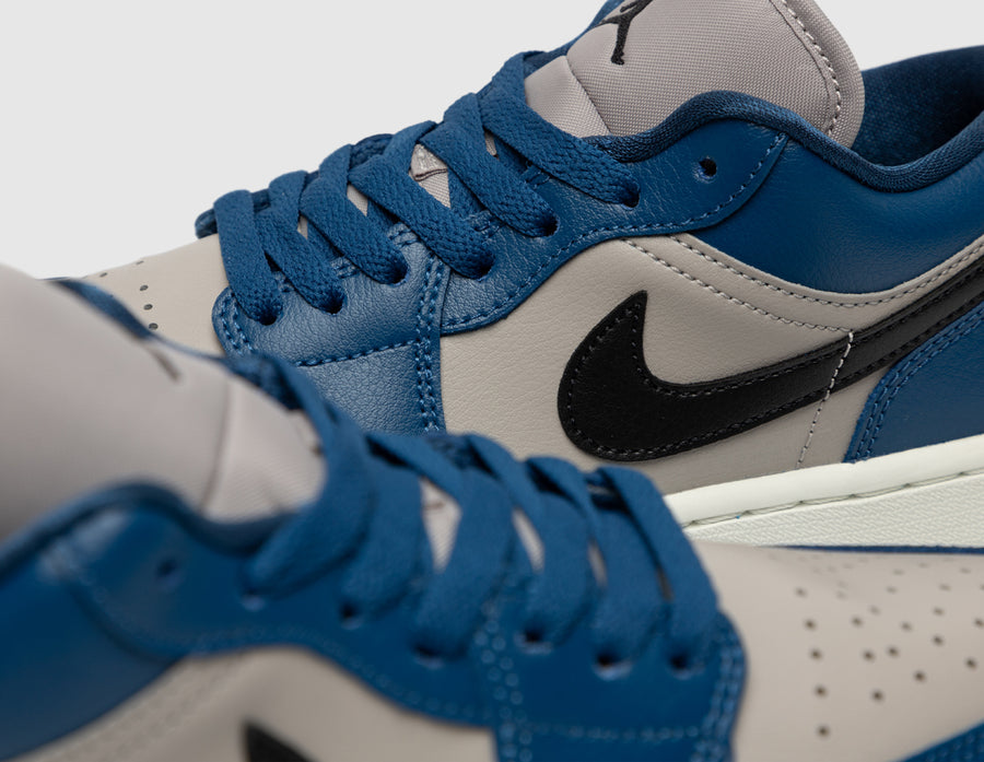 Jordan Women's 1 Low French Blue / Black - College Grey