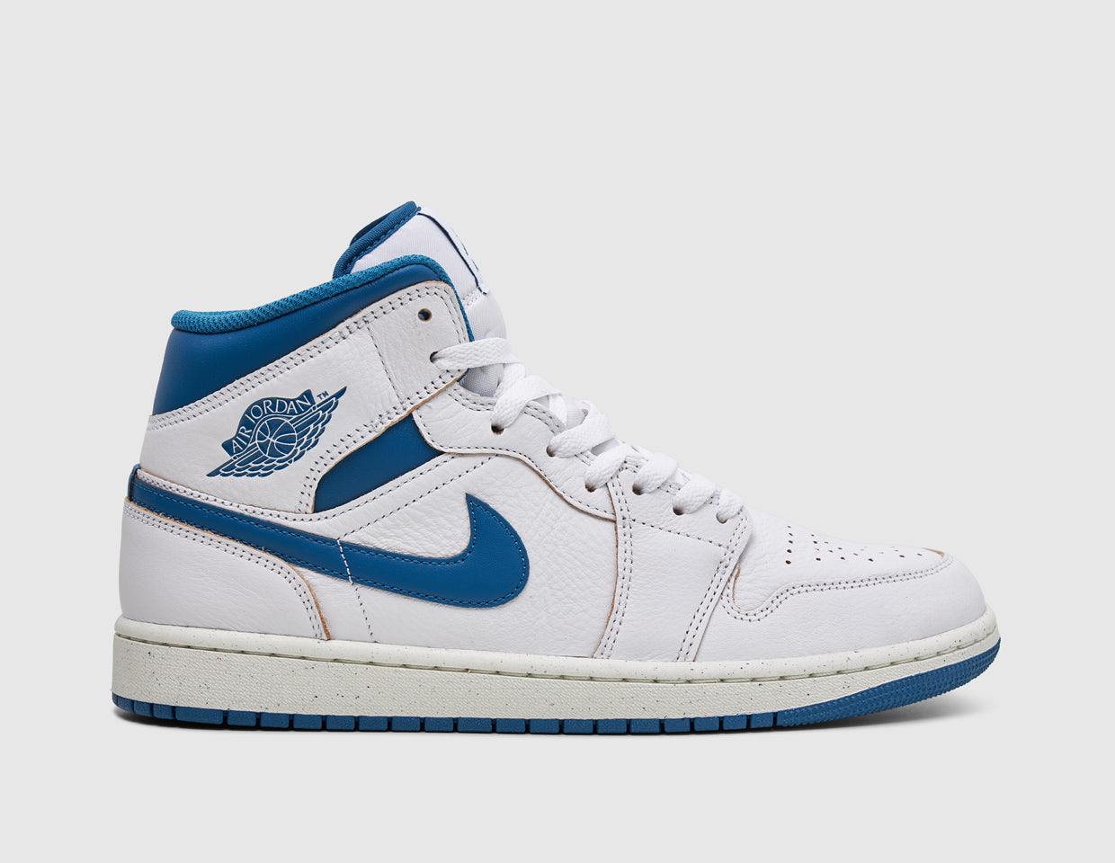 Discount jordans free shipping on sale