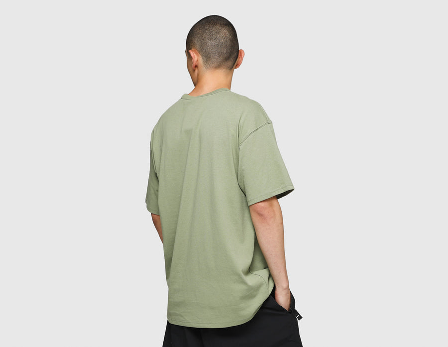 Nike Sportswear Premium Essential Sustainable T-shirt / Oil Green