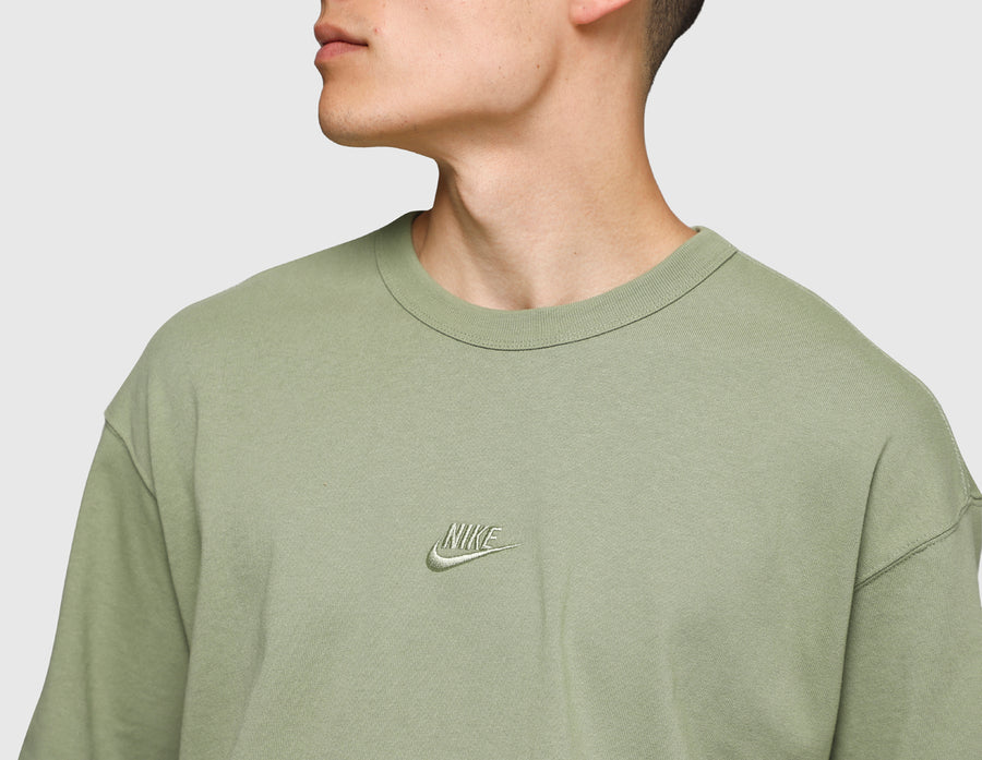 Nike Sportswear Premium Essential Sustainable T-shirt / Oil Green