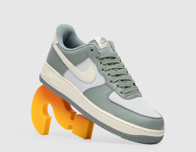 Nike Air Force 1 `07 LX Mica Green / Coconut Milk - Photon Dust - Sneakers
