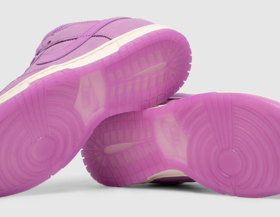 Nike fuchsia shoes hot sale