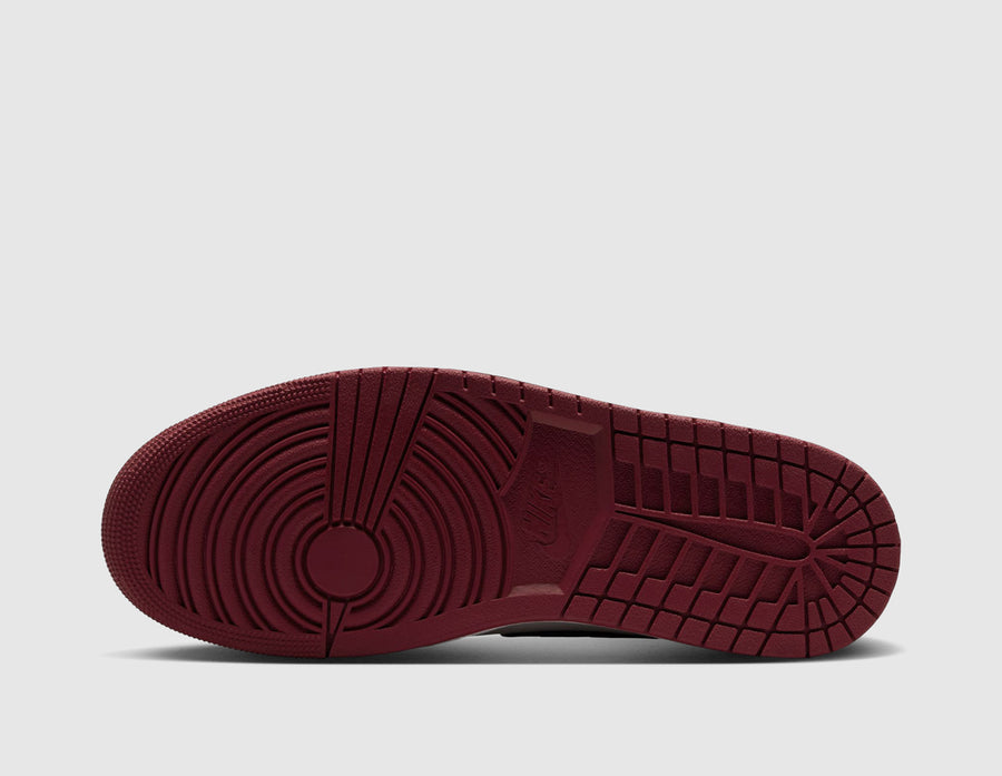 Jordan 1 Retro High OG "Love Letter" Shadow Brown / Team Red