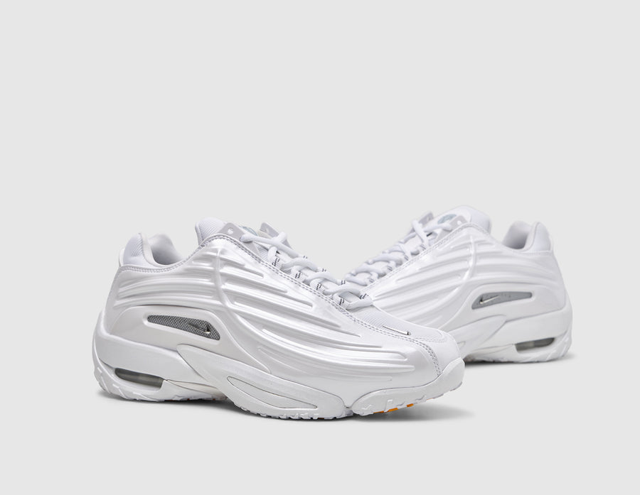 Nike NOCTA Hot Step 2 White / Chrome - University Gold