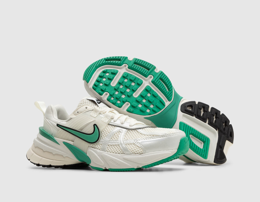 Nike Women's V2K Run Sail / Stadium Green - Pale Ivory