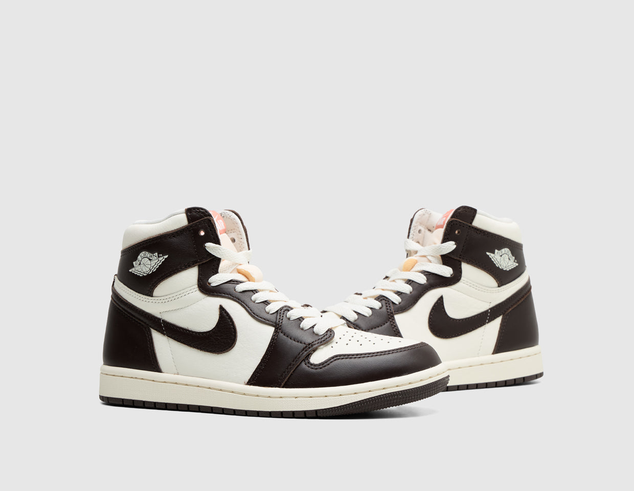 靴 WMNS AIR JORDAN 1 HIGH OG 26cm Jordan Women's 1 Retro High OG Baroque Brown / Sail - Light Madder