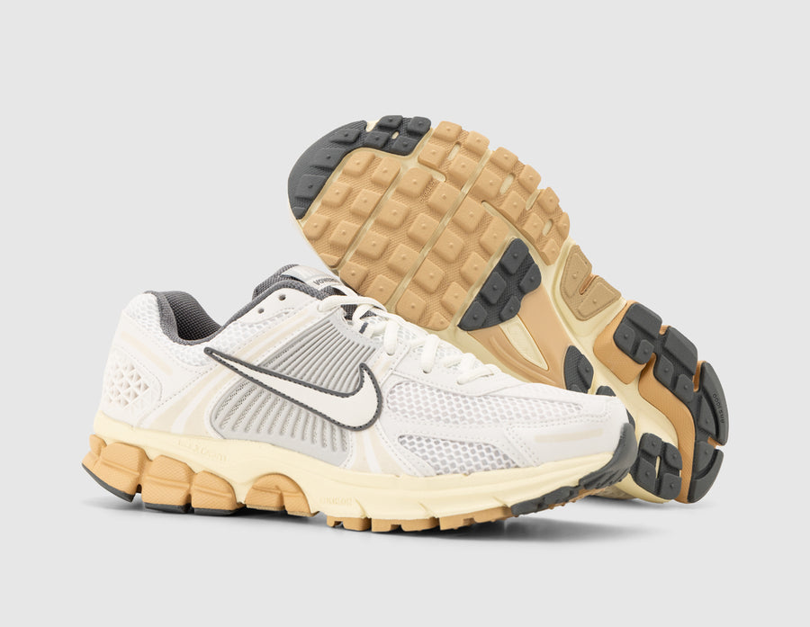 Nike Women's Zoom Vomero 5 Summit White / Pure Platinum