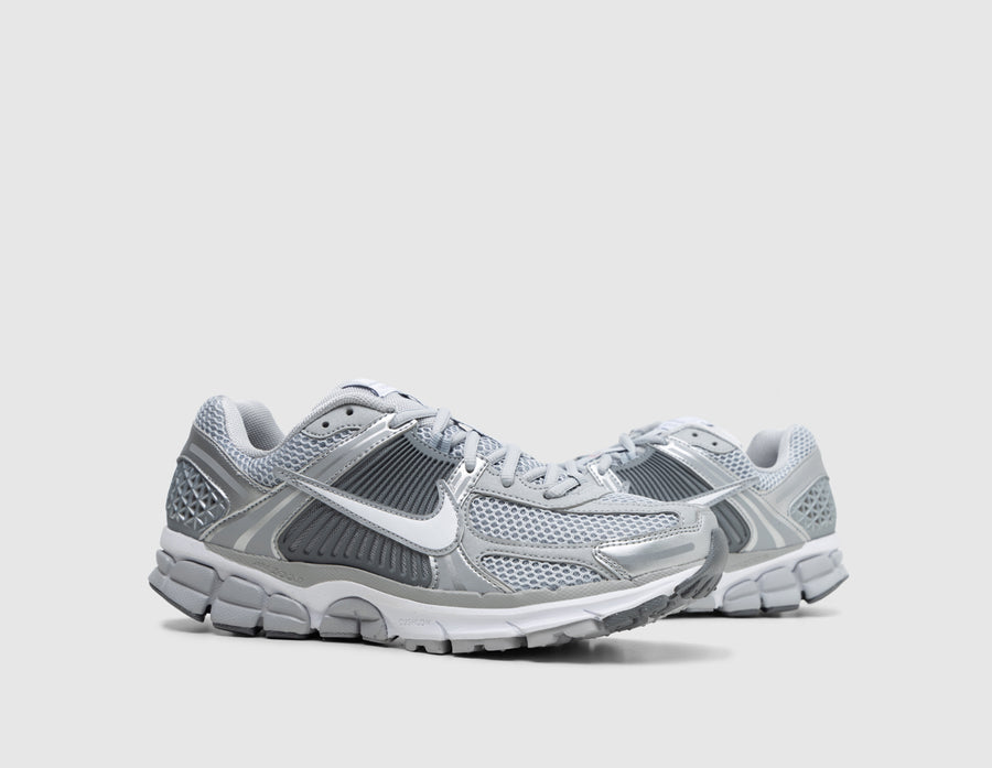 Nike Zoom Vomero 5 Wolf Grey / White - Metallic Silver