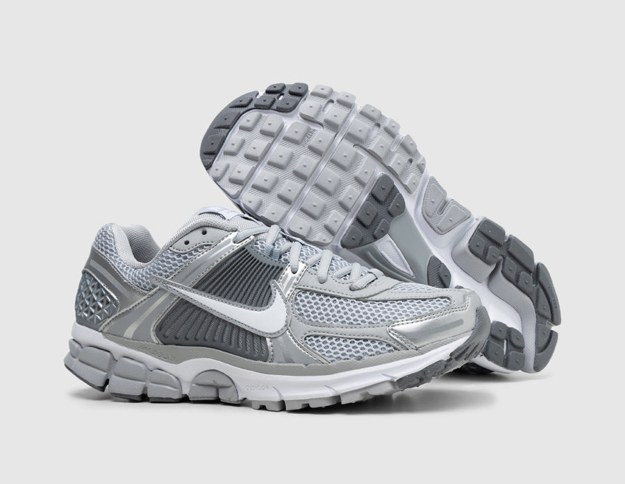 Nike Zoom Vomero 5 Wolf Grey / White - Metallic Silver