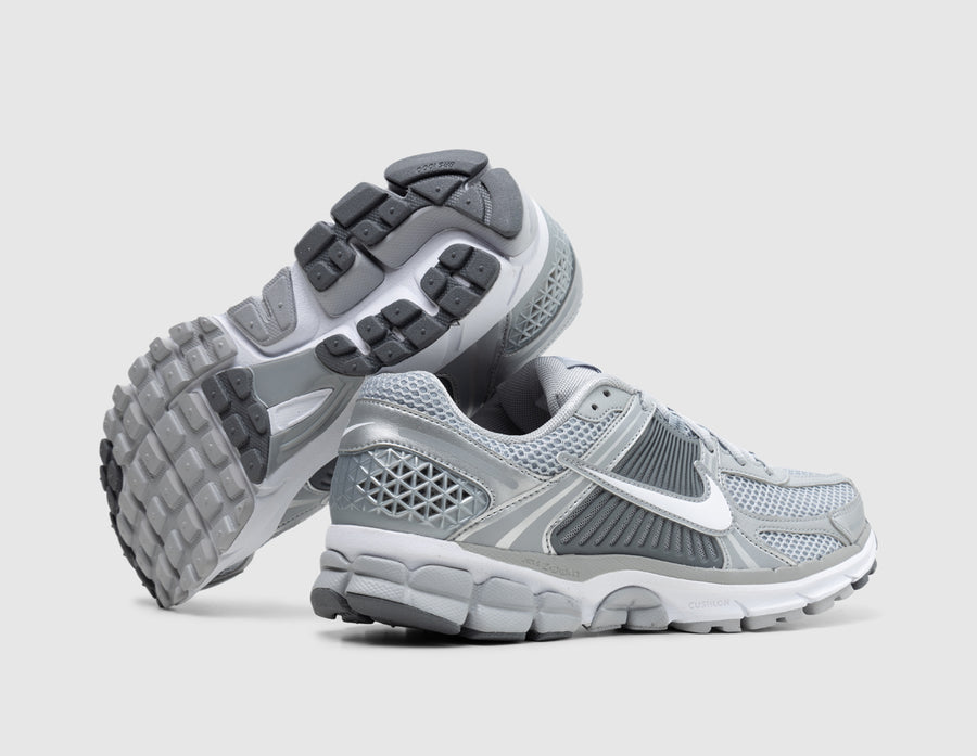Nike Zoom Vomero 5 Wolf Grey / White - Metallic Silver