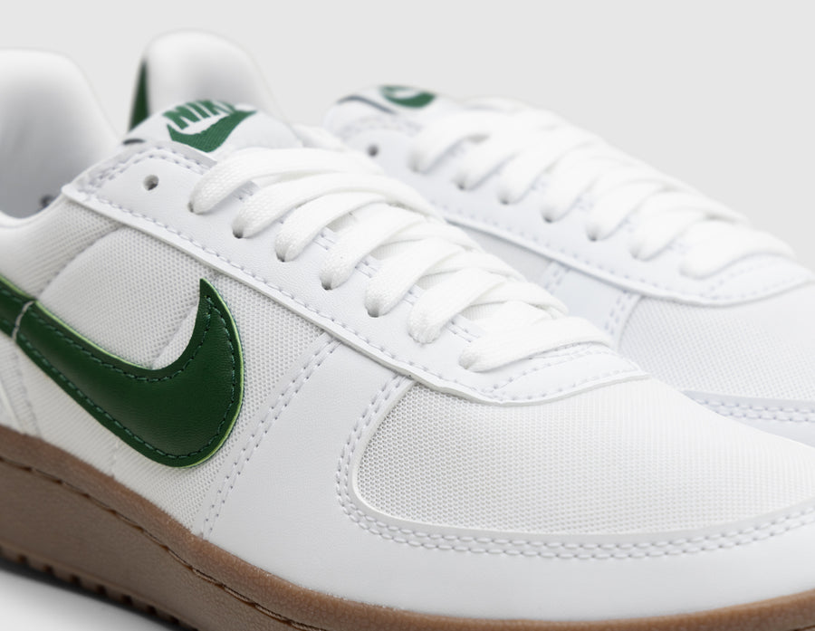 Nike Women's Field General White / Gorge Green - Dark Gum