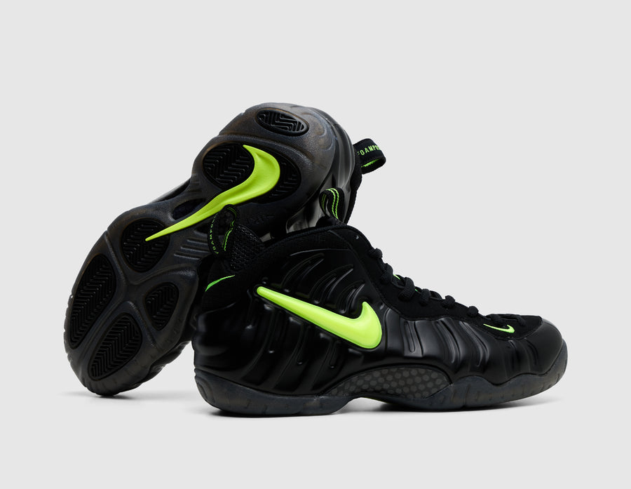 Nike Air Foamposite Pro Black / Voltage Yellow