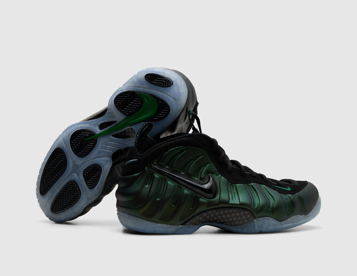 シューズ(男性用) Nike Foamposite Pro  Green 29cm Nike Air Foamposite Pro Pine Green / Black – size? Canada