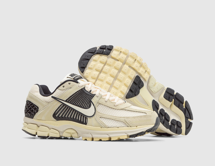 Nike Zoom Vomero 5 Alabaster / Pale Ivory - Black