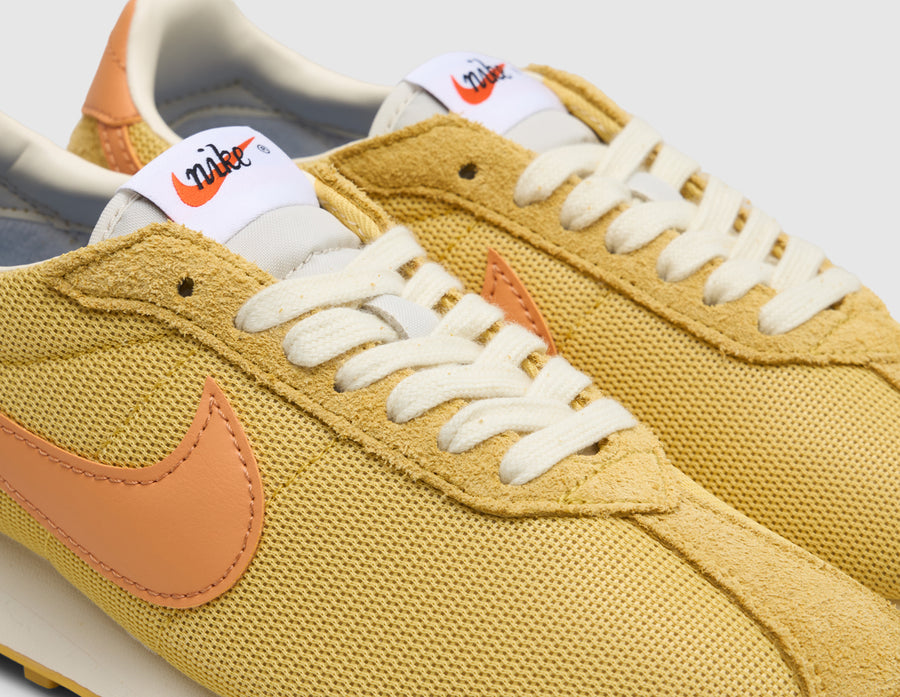 Nike Women's LD-1000 Saturn Gold / Copper Moon - Coconut Milk