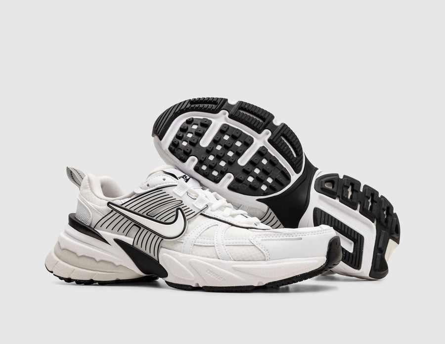Nike Women's V2K Run White / White - Platinum Tint
