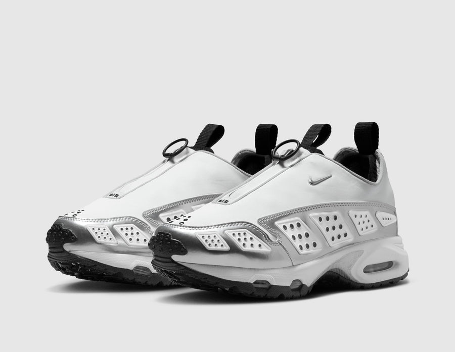 Nike Women's Air Max SNDR White / Metallic Silver - Black