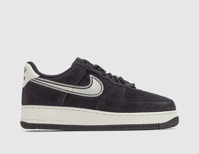 Nike Air Force 1 '07 LV8 Black / Sail - Sneakers